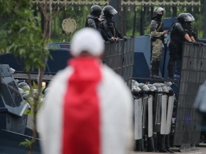 Łukaszenka potrzebuje krwi Białorusinów rozlanej przez Polaków. Oby nie doszło do prowokacji