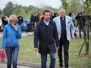 „To jest bardzo poważne oskarżenie pod adresem władz Warszawy”. Mocne słowa szefa KPRM