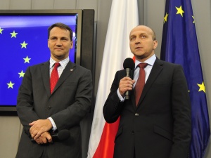 „Straszyli mnie gangsterami i Rosjanami”. Szokujące słowa byłego premiera