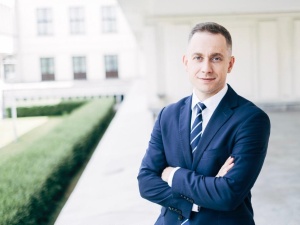 Kłopoty posła Tomczyka. Chodzi o utrudnianie pracy dziennikarzowi TVP