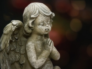 Ubezpieczyciele odmawiają wypłaty odszkodowań rodzicom dzieci utraconych. Ordo Iuris interweniuje