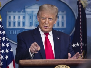 Niemcy bardziej obawiają się Trumpa niż koronawirusa