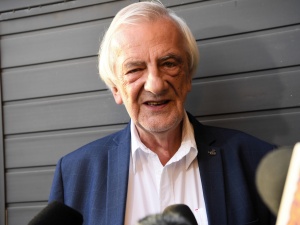 Terleckiego zapytano, czy cieszy się z powrotu Gowina do rządu. Krótka odpowiedź wicemarszałka