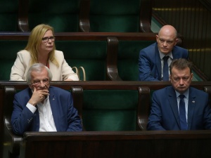 WP: Koalicjant PiS zgłosi poprawki do kontrowersyjnej ustawy. Terlecki dzwoni po posłach