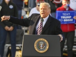 Próbowano otruć Trumpa? Amerykańskie służby przejęły przesyłkę z toksyną
