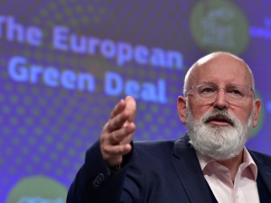 Timmermans chce likwidować górnictwo w Polsce? Węgiel nie ma przyszłości