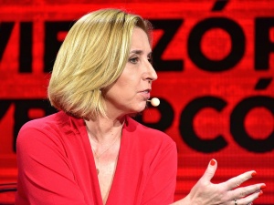 Nie ma w Europie większych problemów, więc europosłowie muszą się czymś zająć. Wielowieyska lekceważy profanację polskiego godła