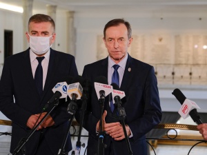 „Nie ma planu, nie ma szczepionek”. Grodzki apeluje do prezydenta o zwołanie RBN