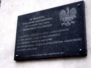 Pęka skóra i krew wytryska spod paznokci. Zemdlonych cuci się zastrzykami morfiny. Na Festiwalu Niepokorni Niezłomni Wyklęci o katowni NKWD na Strzeleckiej w Warszawie