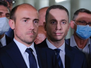 Oprócz żądzy władzy i stanowisk nic ich wspólnego nie łączy. Budka komentuje porozumienie liderów Zjednoczonej Prawicy