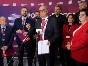 Czy leci z nami pilot? Czarzasty: Kaczyński dał się ograć młodszym kolegom