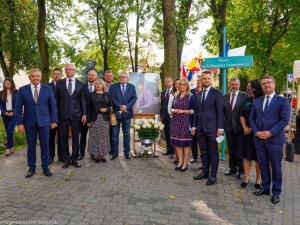 [video] P. Trzaskowski, tam g.wna płyną w Wiśle! Katastrofa konferencji opozycyjnych prezydentów W Białymstoku