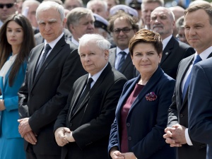 Kaczyński, niewysoki kawaler, nie jest ideałem męskości młodych ekstremistów”. Die Welt o... PiS i Konfederacji