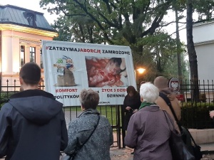Co poniedziałek Różaniec w intencji powstrzymania przez TK aborcji eugenicznej. Decyzja 22 października
