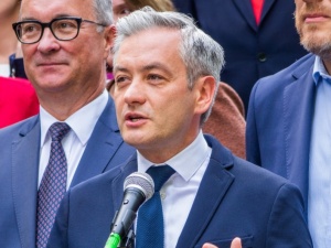 Biedroń apeluje do prezydenta ws. Przemysława Czarnka. „To niebezpieczeństwo, nieobliczalny facet”