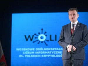 U gen. Gromadzińskiego stwierdzono koronawirusa. Szef MON poddał się kwarantannie