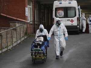 Kolejny rekord zakażeń koronawirusem. Najwyższa liczba zgonów od początku epidemii