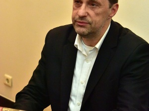Gadowski: Lubię moje skórzane kurtki, noszę kożuch, zjadam befsztyki i schabowe...