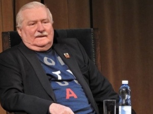 Wałęsa bojowo: Jak walczę, to walczę całą siłą. Dziś walczę moją koszulką