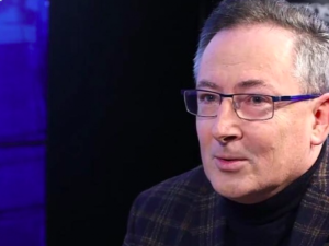 Premier: zapraszam opozycję na spotkanie. Sienkiewicz odpowiada: Jak nie daje rady, to dymisja