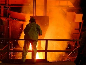Hutnicza S przeciw zamknięciu wielkiego pieca i stalowni w krakowskiej Hucie ArcelorMittal Poland