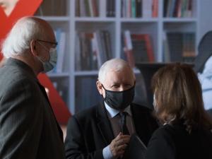 Kaczyński o naciskach UE na Polskę i budżecie unijnym: Jesteśmy po dobrej stronie historii. Będzie weto