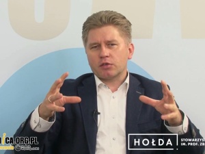 Matczak: Aparat państwa atakuje sędziów. Dzisiaj sędzia Morawiec, jutro każdy z nas. Wątrobiński odpowiada