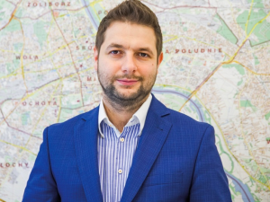 „Człowiek podwyżka.” Jaki punktuje Trzaskowskiego