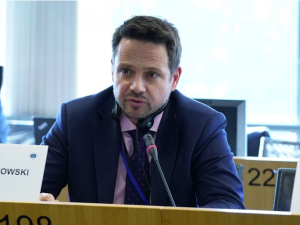 Niepokojące wieści… Trzaskowski: Znów będziemy ozonować ścieki