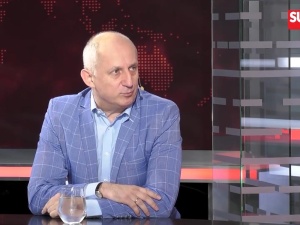 Prawnik o zachowaniu Neumanna: Są grupy społeczne, które niecierpliwie czekają na kolejne wzrosty zakażeń