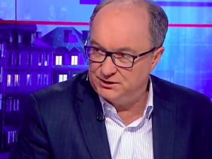 Denerwuję się, bo mój ojciec umarł. Szef SLD nie wytrzymał