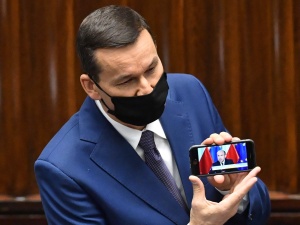 [Video] „Tu jest Pan Budka...” Premier Morawiecki włączył filmik w Sejmie