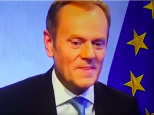 „Cały PiS…” Tusk znowu atakuje rząd. Takiej riposty chyba się nie spodziewał