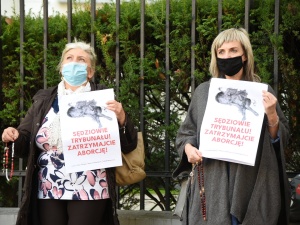 [Fotorelacja] Pikiety proliferów i aborcjonistów pod Trybunałem Konstytucyjnym 