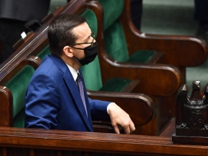 Kulisy rozmów rządu ws. obostrzeń. „Gowin i Gliński zgłosili sprzeciw”