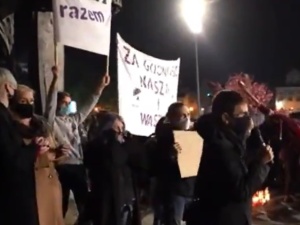 [video] Dno. Je.ać i wypie.dalać - Profesor nauk humanistycznych Inga Iwasiów. Je.ać Godek, Je.ać PiS