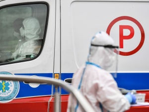 Ponad 13 tys. zakażeń koronawirusem. Nowy raport resortu zdrowia