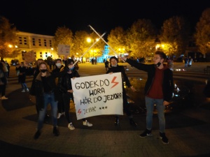 Życzenia śmierci Kai Godek na pikiecie w Gryficach