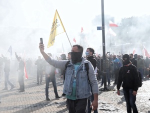 Jesteśmy mądrym narodem. Wiceminister zdrowia apeluje o zaprzestanie protestów