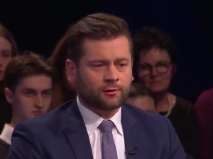 Burza na Twitterze. Poseł usuwa wpis i przeprasza