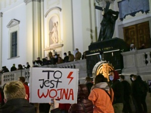 Powstanie Straż Narodowa, której celem będzie obrona kościołów