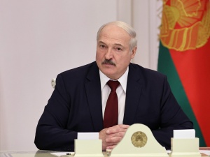 Łukaszenka: „Duda sfałszował wyniki wyborów w Polsce”