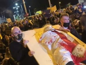 Oburzenie po parodii manifestacji po śmierci Zbyszka Godlewskiego. Stanowisko Prezydium KK „S”