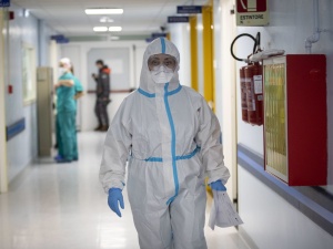 Kolejny rekord zakażeń. Nowy raport resortu zdrowia