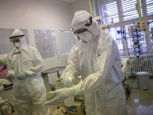 Kolejny rekord zakażeń. Nowy raport Ministerstwa Zdrowia