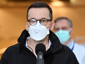 Premier: Do szpitala na Stadionie Narodowym trafi dziś pierwszy pacjent