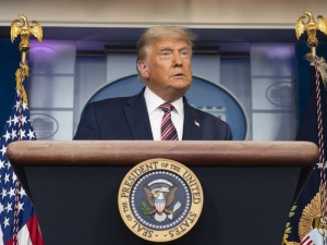 „Wall Street Jorunal”: Trump ma pełne prawo walczyć w sądzie