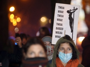 Złe wieści dla Strajku Kobiet. Jest sondaż