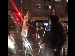 [video] Co to ma być?! Protestujący zablokowali kierowców w W-wie. Usłyszeli parę słów prawdy