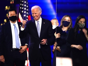 Levin o Bidenie: Przyprawia o mdłości oglądanie fikcji gościa, który ukrył się w swojej piwnicy przez wirusa